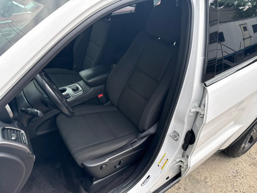 Used 2019 Jeep Grand Cherokee Laredo AWD/4WD image 7