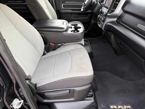 Used 2024 RAM 2500 Big Horn w/ Bed Utility Group image 14