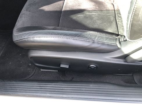 Used 2019 Dodge Challenger R/T Scat Pack image 13