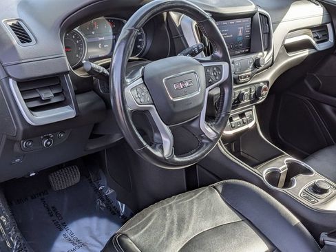 Used 2022 GMC Terrain SLT AWD/4WD image 16