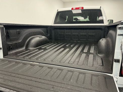 Used 2025 RAM 2500 Big Horn image 7