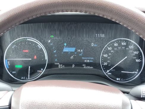 Certified 2024 Toyota Sienna Platinum FWD image 14