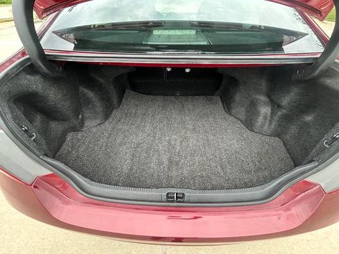 Used 2017 Toyota Camry SE FWD image 11