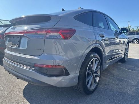 Used 2022 Audi Q4 e-tron Premium Plus image 9