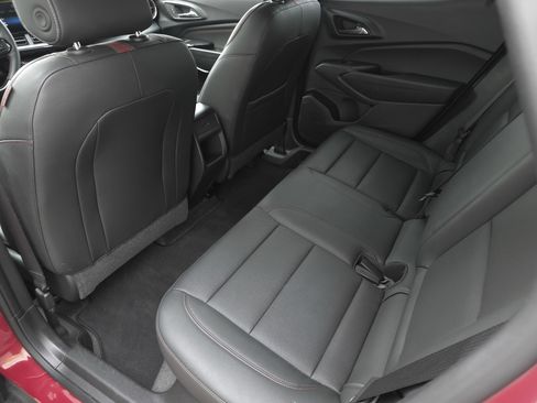 Used 2026 Chevrolet Trax RS w/ Driver Confidence Package image 41