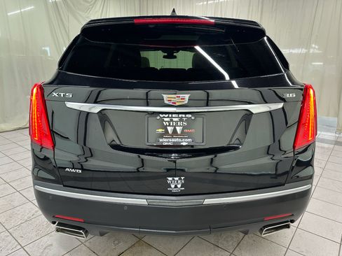 Used 2018 Cadillac XT5 Luxury w/ Driver Awareness Package AWD/4WD image 6