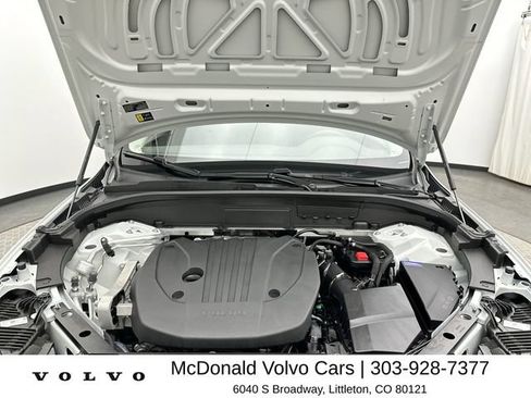 Certified 2025 Volvo XC60 B5 Plus AWD/4WD image 26