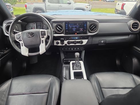 Certified 2019 Toyota Tacoma TRD Sport AWD/4WD image 20