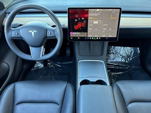Used 2022 Tesla Model Y Long Range AWD/4WD image 13