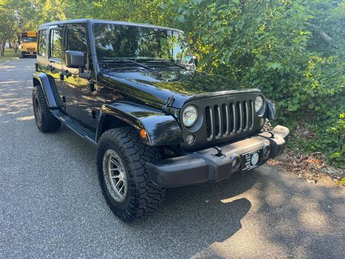 Used 2016 Jeep Wrangler Unlimited Sport AWD/4WD image 15