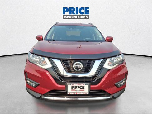Used 2019 Nissan Rogue SV FWD image 3