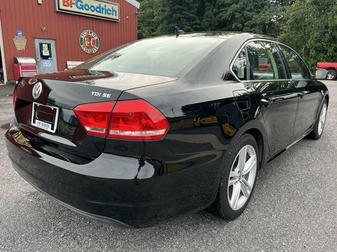 Used 2014 Volkswagen Passat TDI SE FWD image 3