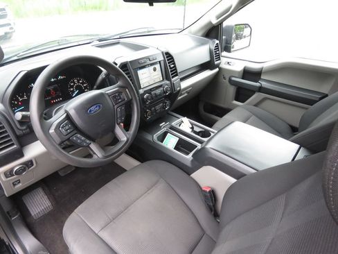 Used 2018 Ford F150 XL w/ Equipment Group 101A Mid AWD/4WD image 11