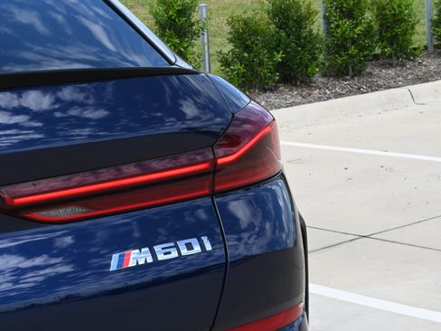 Certified 2025 BMW X6 M60i AWD/4WD image 39
