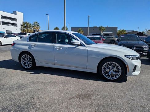 Used 2025 BMW 330i xDrive Sedan image 1