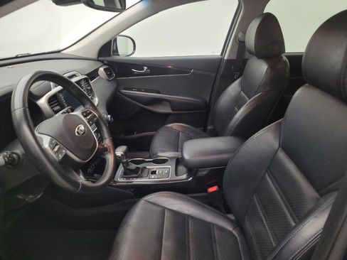 Used 2019 Kia Sorento EX FWD image 17