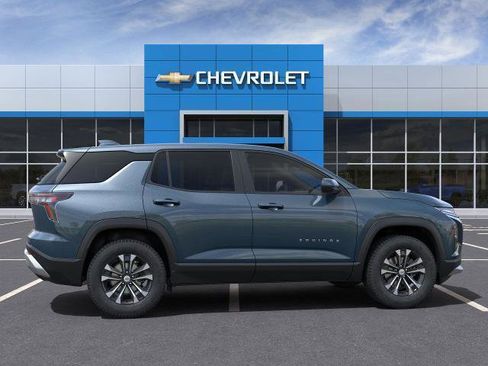 New 2025 Chevrolet Equinox LT image 5