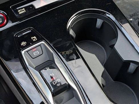 Certified 2025 Audi SQ6 e-tron Prestige w/ Black Optic Package image 12