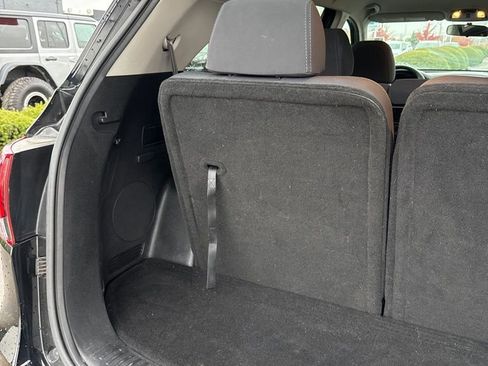 Used 2019 Kia Sorento LX image 21