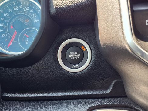Used 2021 RAM 1500 Lone Star RWD image 13