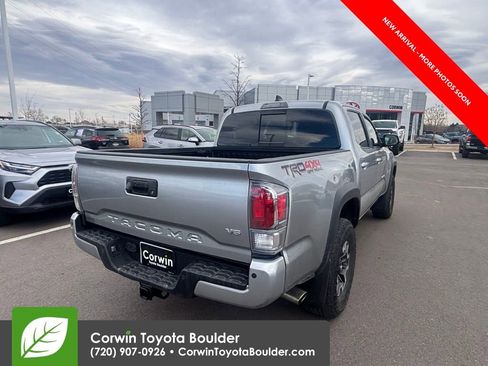 Used 2023 Toyota Tacoma TRD Off-Road w/ Advanced Technology Package image 7