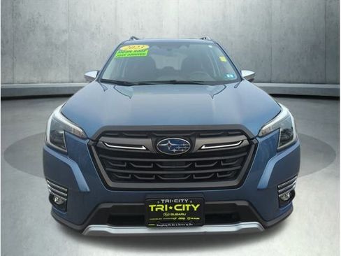 Used 2023 Subaru Forester Touring image 10
