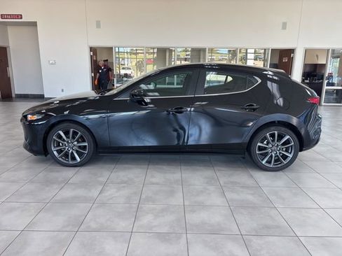 Used 2024 MAZDA MAZDA3 s image 10