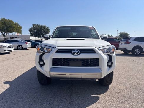 Used 2023 Toyota 4Runner TRD Off-Road Premium w/ Off Road Premium Plus Package AWD/4WD image 2