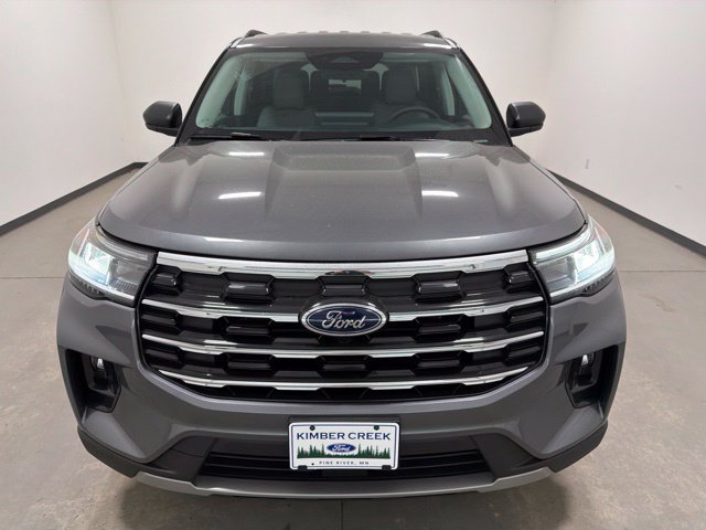 New 2026 Ford Explorer Active w/ Active Comfort Package AWD/4WD image 2
