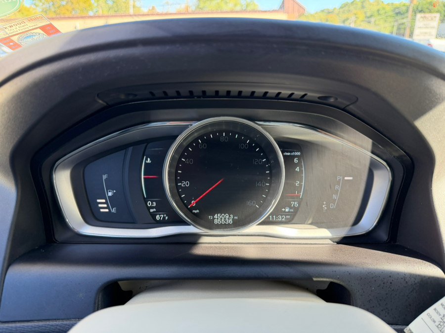 Used 2015 Volvo XC60 T6 AWD/4WD image 21