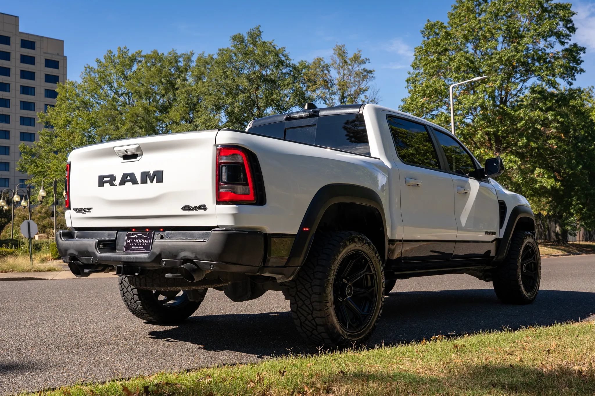 Used 2022 RAM 1500 TRX w/ TRX Level 2 Equipment Group AWD/4WD image 5