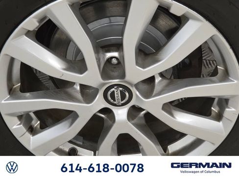 Used 2017 Nissan Rogue SV w/ SV Premium Package AWD/4WD image 16
