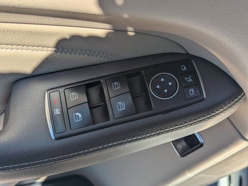 Used 2012 Mercedes-Benz ML 350 4MATIC image 22