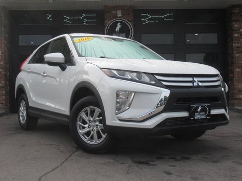 Used 2019 Mitsubishi Eclipse Cross ES AWD/4WD image 2