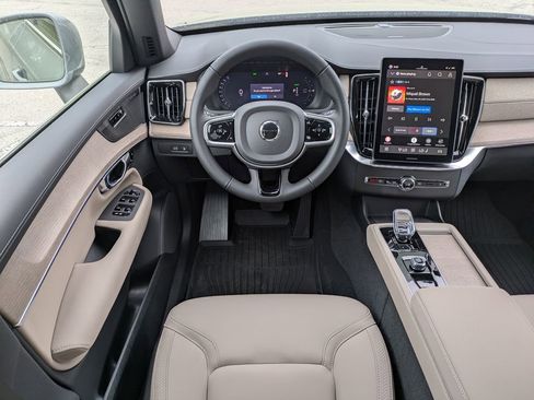 New 2026 Volvo XC90 T8 Plus w/ Protection Package Premier AWD/4WD image 22