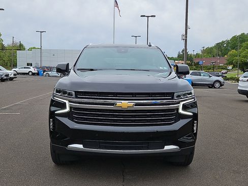 Used 2023 Chevrolet Tahoe LT w/ LT Signature Package AWD/4WD image 2