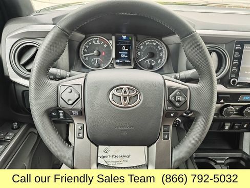Used 2023 Toyota Tacoma TRD Off-Road AWD/4WD image 15