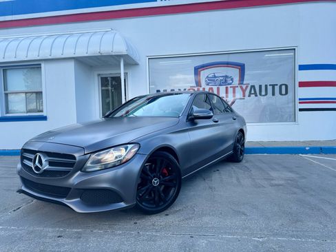 Used 2018 Mercedes-Benz C 300 C300 Sedan w/ Premium Package image 2
