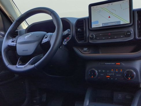 Used 2022 Ford Bronco Sport Outer Banks w/ Tech Package image 3