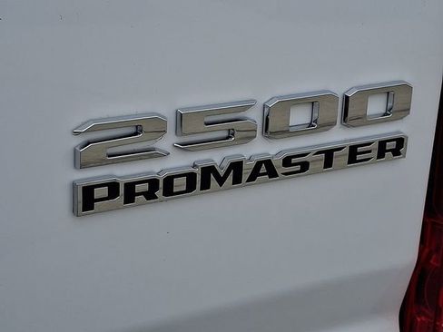 Used 2024 RAM ProMaster 2500 w/ Safety Group FWD image 27