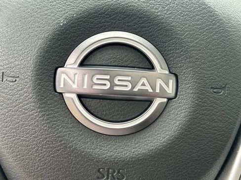 Used 2023 Nissan Maxima Platinum w/ Sport Mat Group image 29