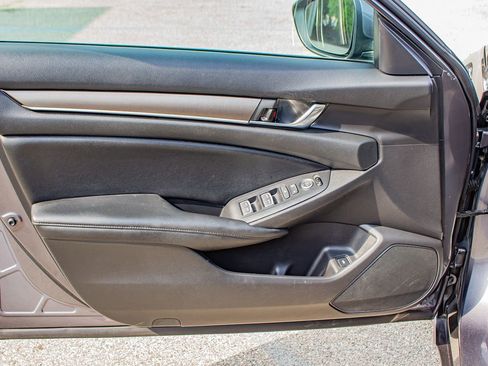 Used 2020 Honda Accord LX image 13