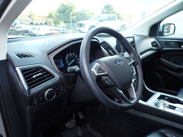 Used 2024 Ford Edge Titanium AWD/4WD image 13