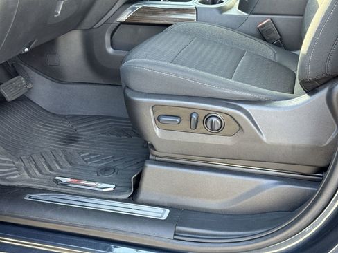 Used 2022 Chevrolet Silverado 1500 RST image 17