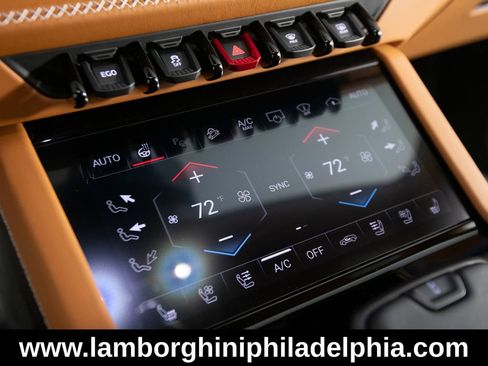 Used 2025 Lamborghini Urus S AWD/4WD image 24