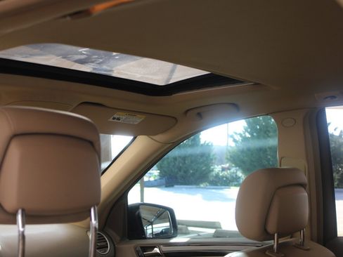 Used 2011 Mercedes-Benz ML 350 ML 350 image 21