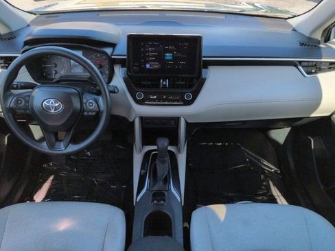 Used 2025 Toyota Corolla Cross L FWD image 14