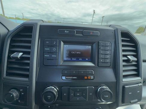 Used 2017 Ford F250 XL w/ Power Equipment Group AWD/4WD image 15