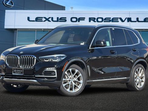 Used 2019 BMW X5 xDrive40i w/ Convenience Package AWD/4WD image 1