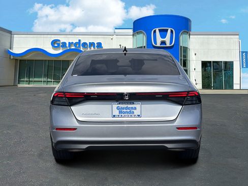 Used 2026 Honda Accord SE image 5